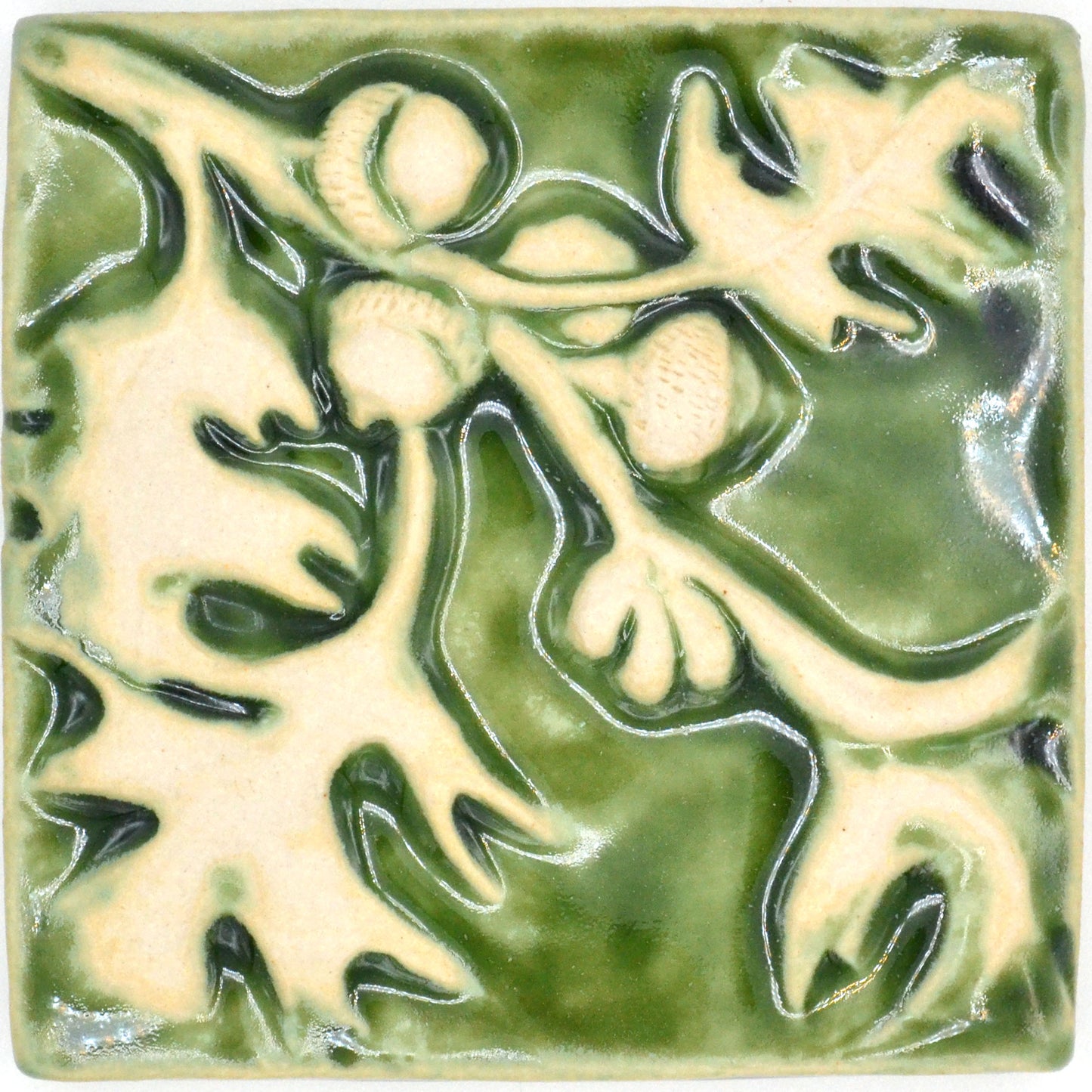 4x4 acorn and oak leaves tile in green